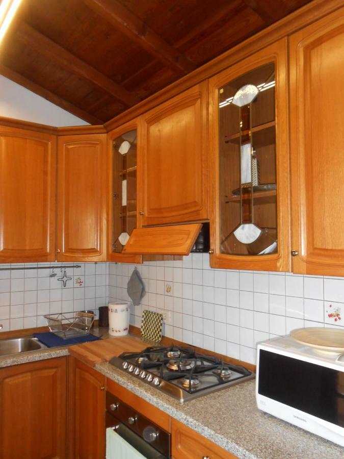 Casa Vacanze Orsi Лука Екстериор снимка