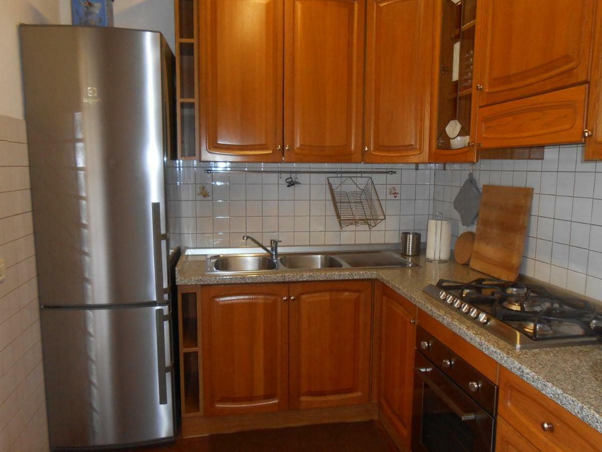 Casa Vacanze Orsi Лука Екстериор снимка